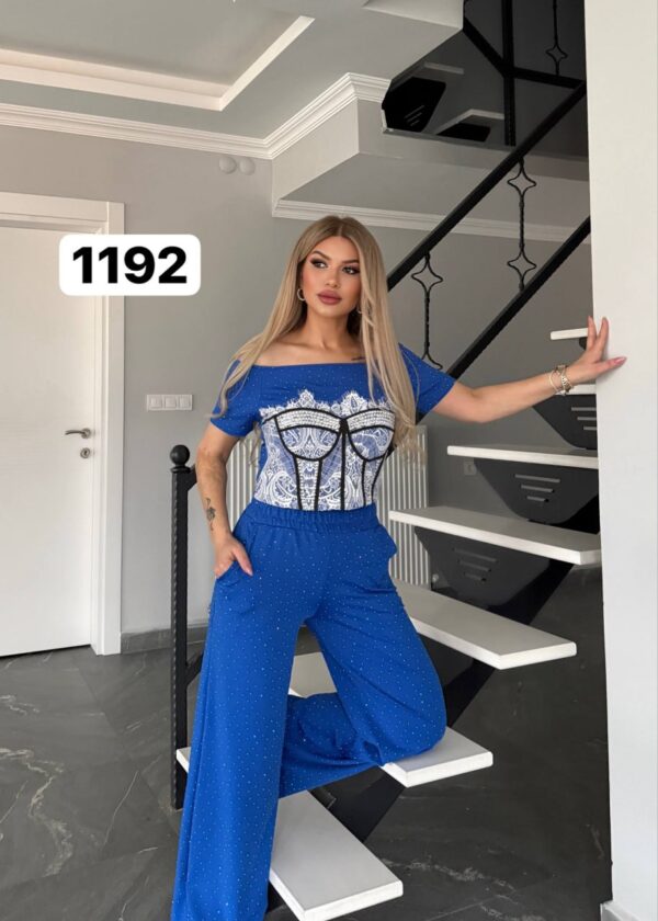 Women's Graphic Crop Top & Wide Leg Pants Set Women's Graphic Crop Top & Wide Leg Pants Set