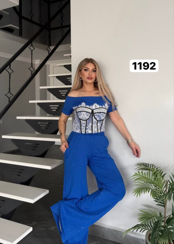 Women's Graphic Crop Top & Wide Leg Pants Set Women's Graphic Crop Top & Wide Leg Pants Set