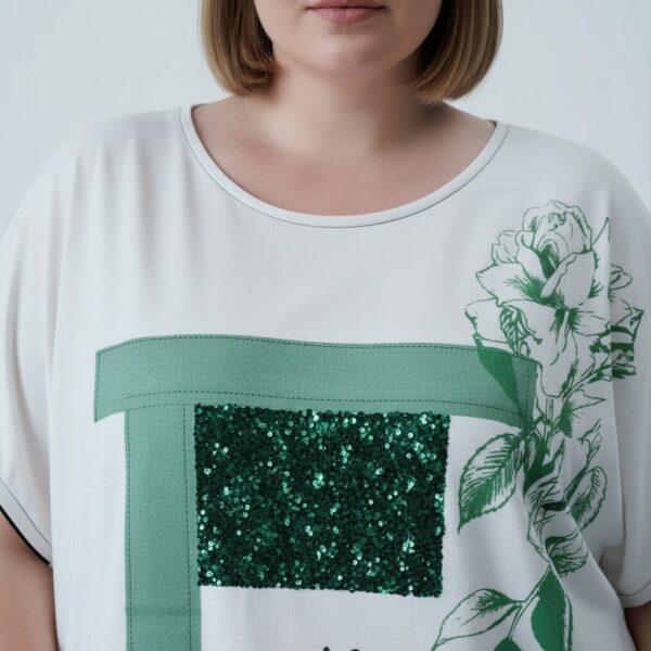 LAVELINA3181 Premium Graphic Blouse