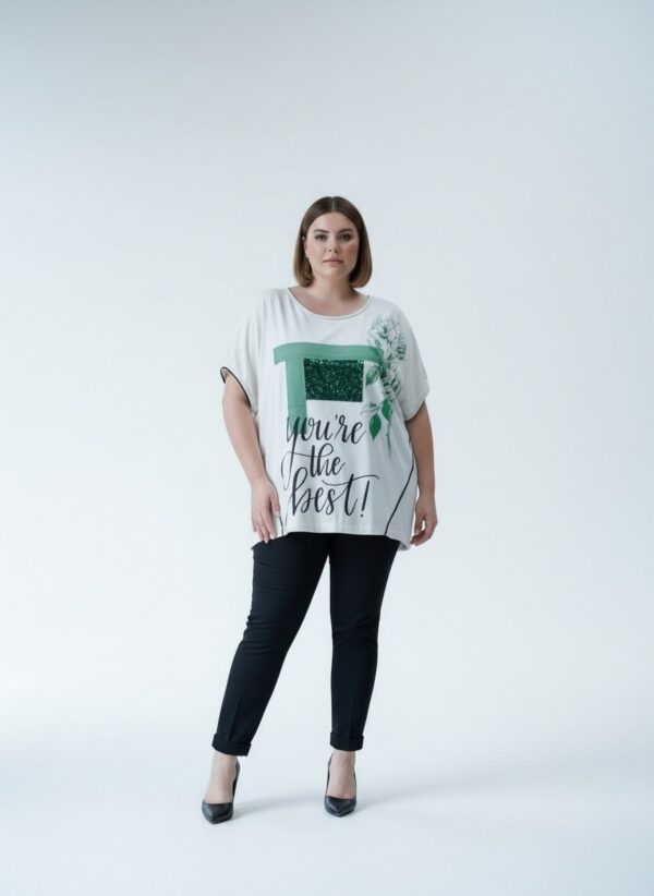 LAVELINA3181 Premium Graphic Blouse
