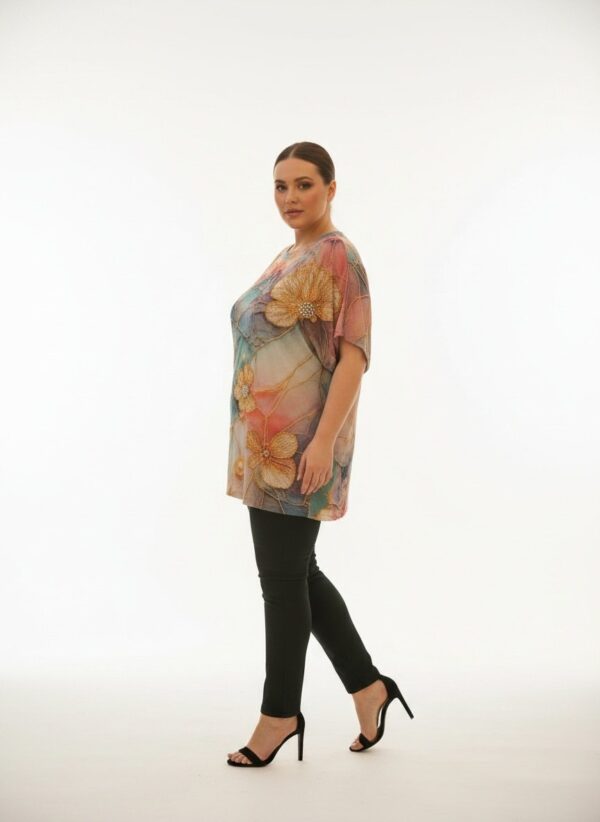 Premium Floral Blouse - Wholesale Women's Fashion Premium Floral Blouse - Wholesale Women's Fashion