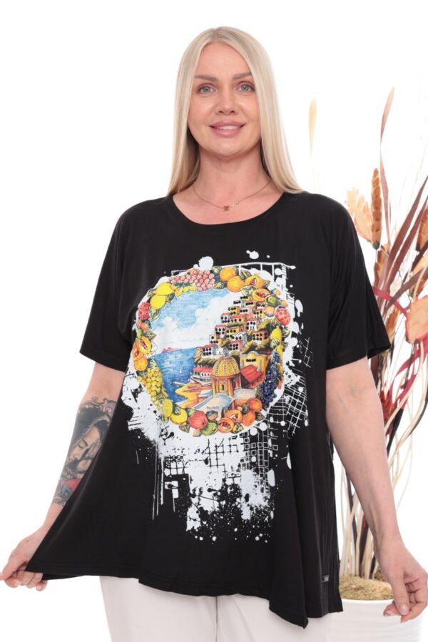 Premium Graphic Print Blouse - Oversized Fit Premium Graphic Print Blouse - Oversized Fit