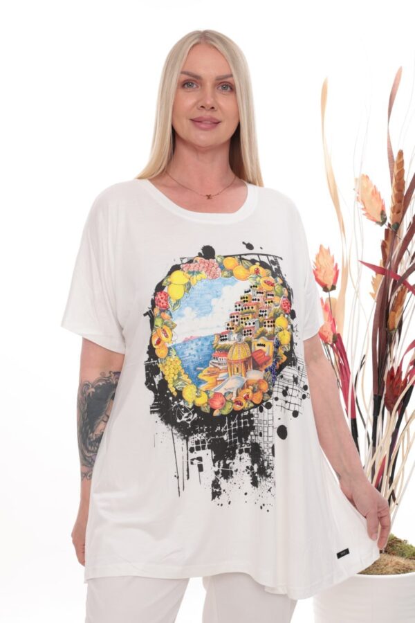 Premium Graphic Print Blouse - Oversized Fit Premium Graphic Print Blouse - Oversized Fit