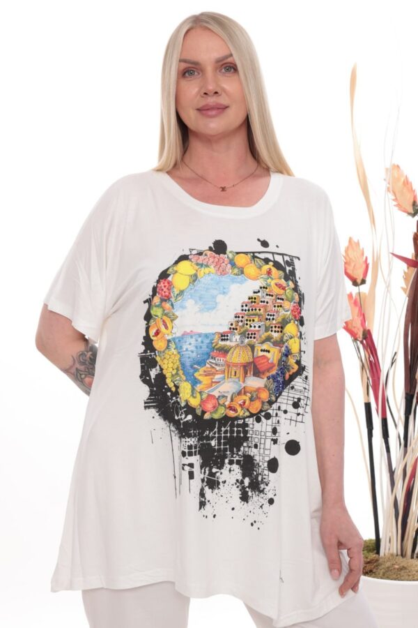 Premium Graphic Print Blouse - Oversized Fit Premium Graphic Print Blouse - Oversized Fit