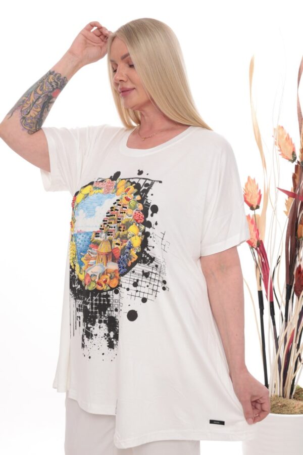 Premium Graphic Print Blouse - Oversized Fit Premium Graphic Print Blouse - Oversized Fit