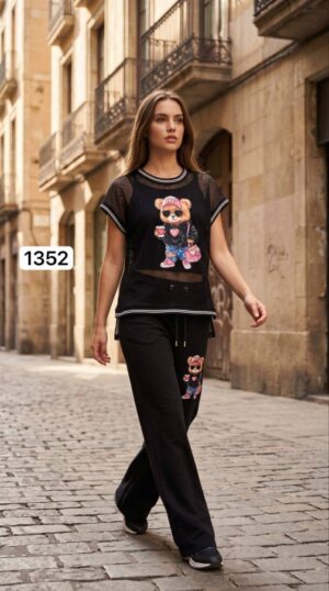Women's Designer Bear Graphic T-Shirt & Pants Set Women's Designer Bear Graphic T-Shirt & Pants Set