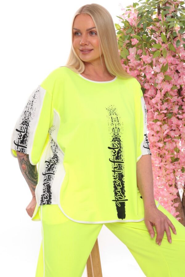 Premium Two-Piece Loungewear Set - Casual Comfort Collection Premium Two-Piece Loungewear Set - Casual Comfort Collection