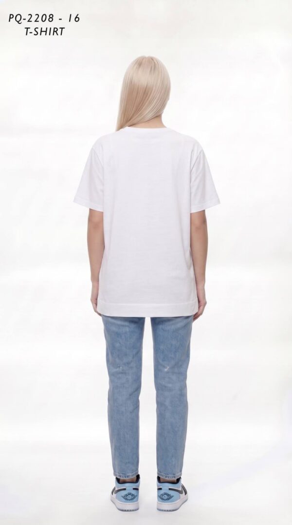 Premium Graphic T-Shirt with Floral Line Art Design Premium Graphic T-Shirt with Floral Line Art Design