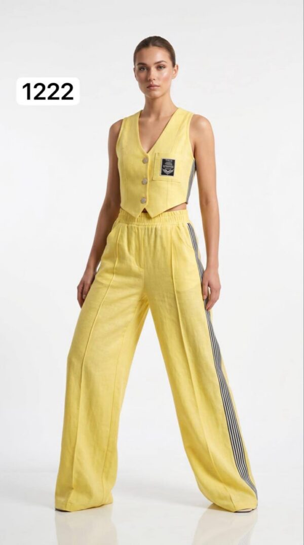 Premium Velvet Crop Vest & Wide-Leg Trousers Set Premium Velvet Crop Vest & Wide-Leg Trousers Set