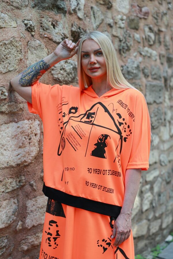 Wholesale Neon Graffiti Print Hoodie & Skirt Set Wholesale Neon Graffiti Print Hoodie & Skirt Set
