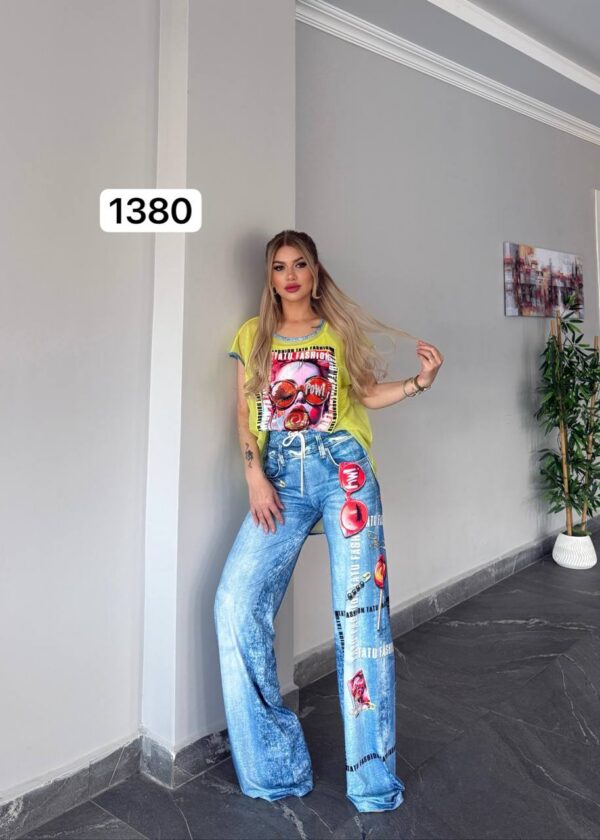 TATU1380 Premium Two-Piece Set - Graphic Top & Designer Jeans TATU1380 Premium Two-Piece Set - Graphic Top & Designer Jeans