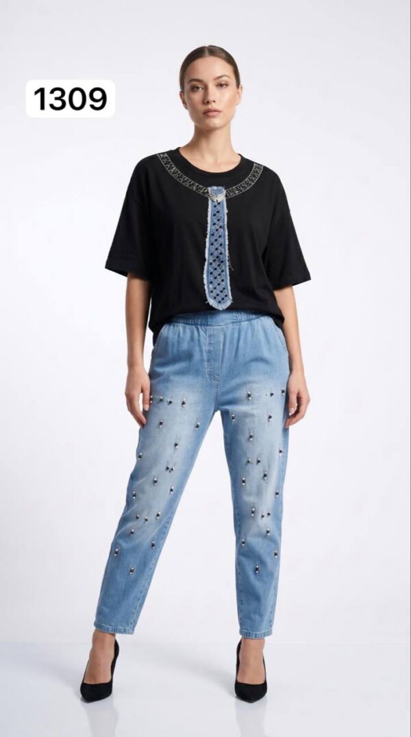 TATU1309 Premium Two-Piece Set - Decorative Top & Embellished Denim Bottoms TATU1309 Premium Two-Piece Set - Decorative Top & Embellished Denim Bottoms