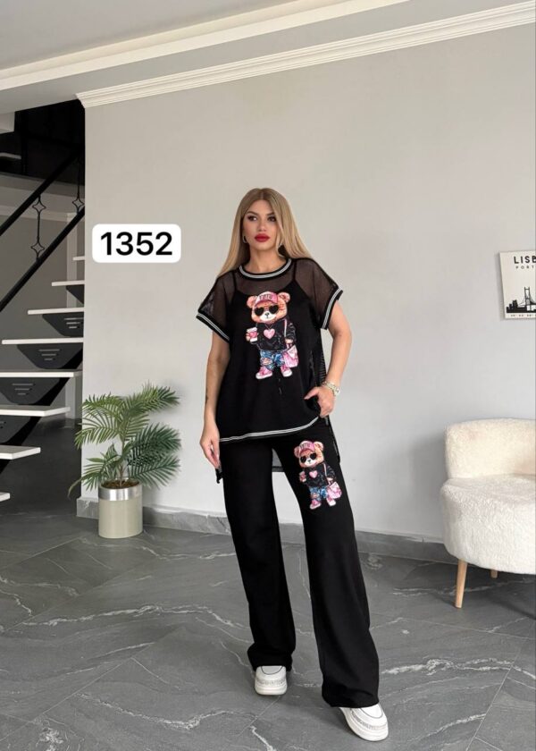 Women's Designer Bear Graphic T-Shirt & Pants Set Women's Designer Bear Graphic T-Shirt & Pants Set