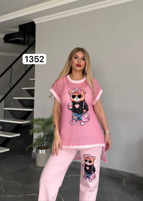 Women's Designer Bear Graphic T-Shirt & Pants Set Women's Designer Bear Graphic T-Shirt & Pants Set