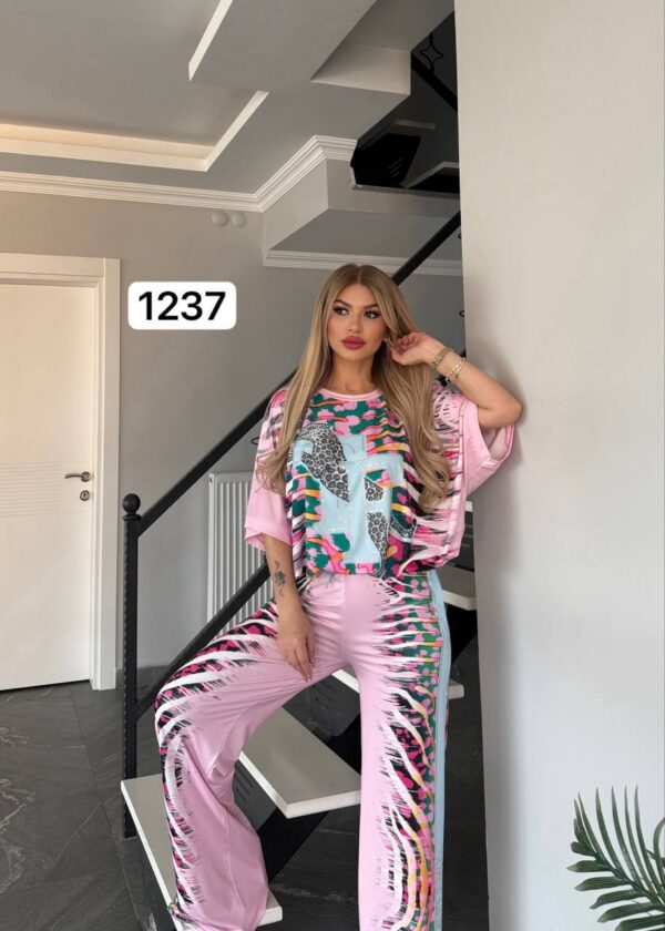 TATU1237 Vibrant Two-Piece Set TATU1237 Vibrant Two-Piece Set