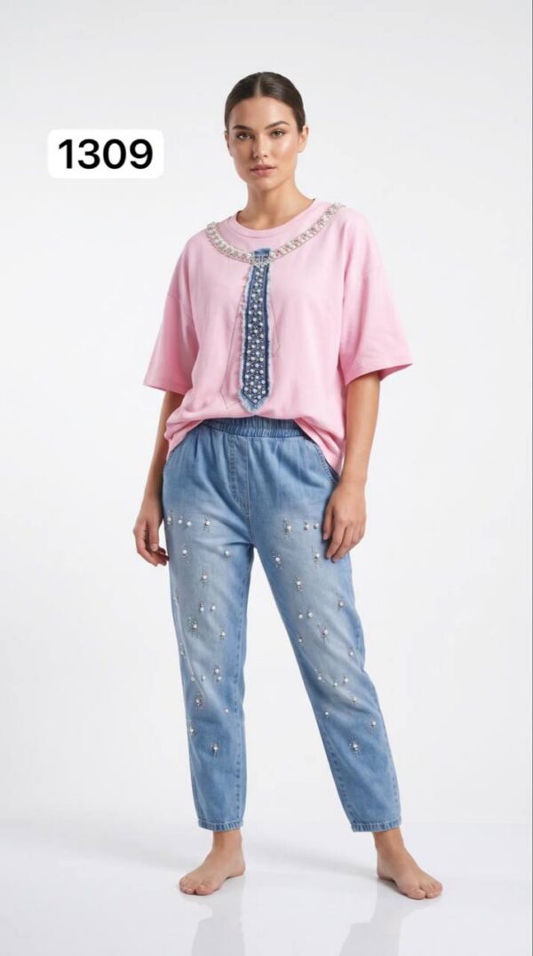 TATU1309 Premium Two-Piece Set - Decorative Top & Embellished Denim Bottoms TATU1309 Premium Two-Piece Set - Decorative Top & Embellished Denim Bottoms