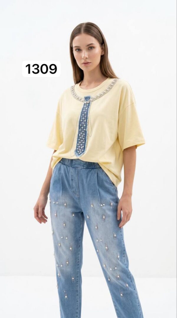 TATU1309 Premium Two-Piece Set - Decorative Top & Embellished Denim Bottoms TATU1309 Premium Two-Piece Set - Decorative Top & Embellished Denim Bottoms