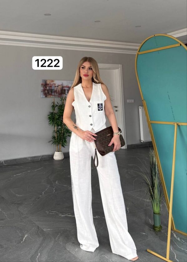 Premium Velvet Crop Vest & Wide-Leg Trousers Set Premium Velvet Crop Vest & Wide-Leg Trousers Set