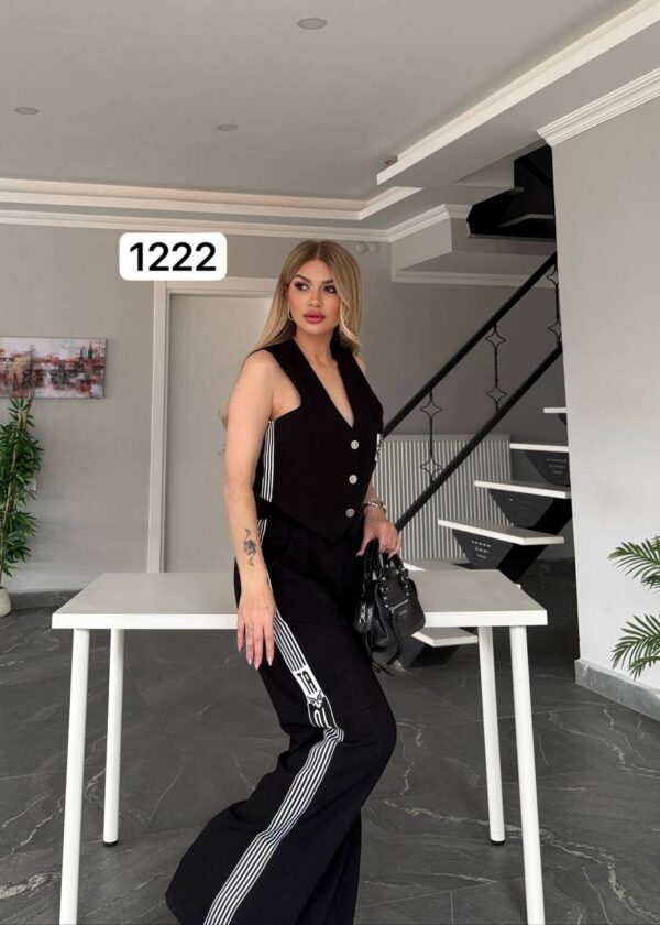 Premium Velvet Crop Vest & Wide-Leg Trousers Set Premium Velvet Crop Vest & Wide-Leg Trousers Set