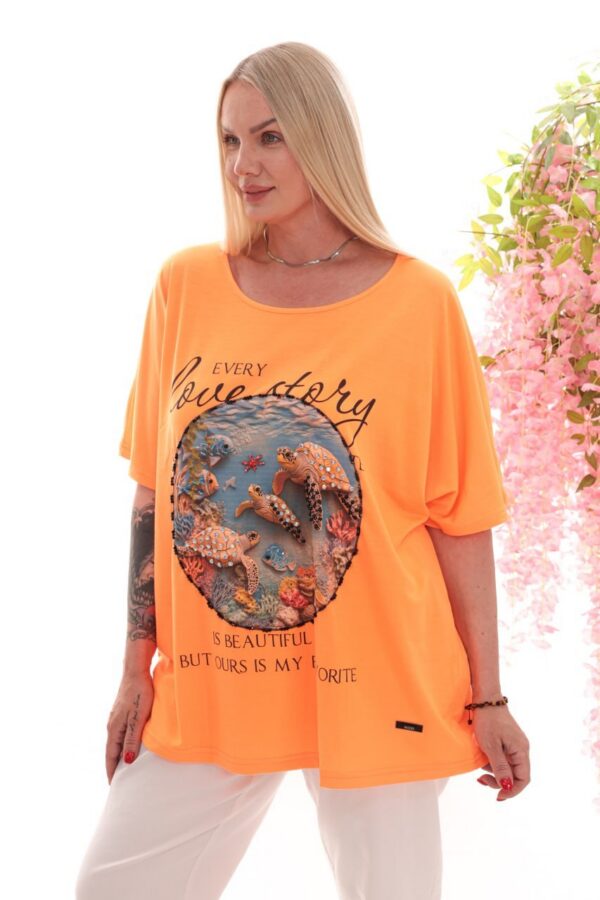 Premium Graphic Blouse - Oversized Fit Premium Graphic Blouse - Oversized Fit
