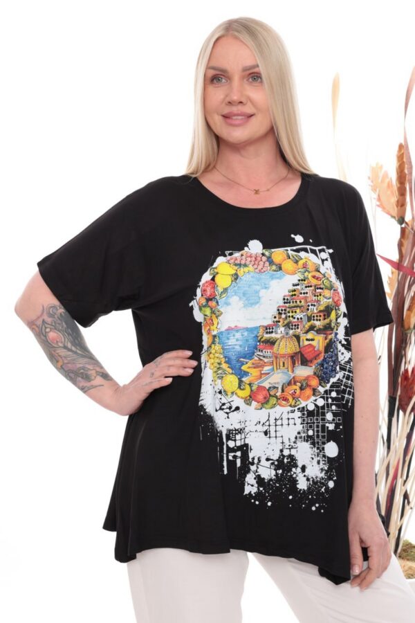 Premium Graphic Print Blouse - Oversized Fit Premium Graphic Print Blouse - Oversized Fit