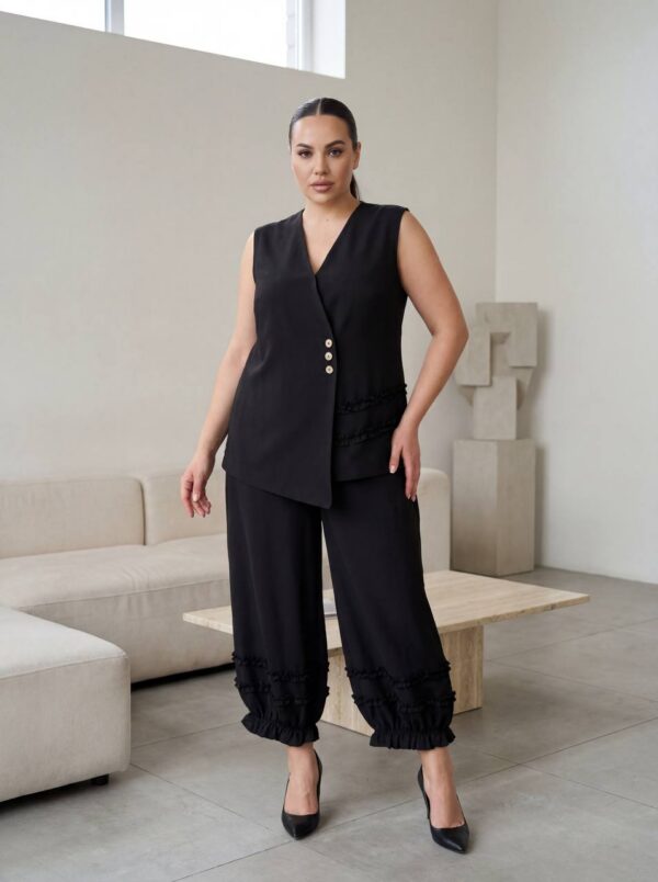 Premium Two-Piece Linen Suit Set with Ruffled Details Premium Two-Piece Linen Suit Set with Ruffled Details