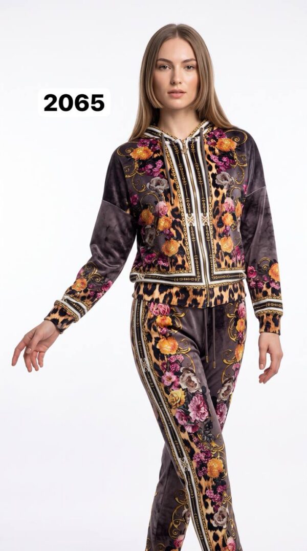 Premium Velvet Embroidered Tracksuit - Luxury Two-Piece Set