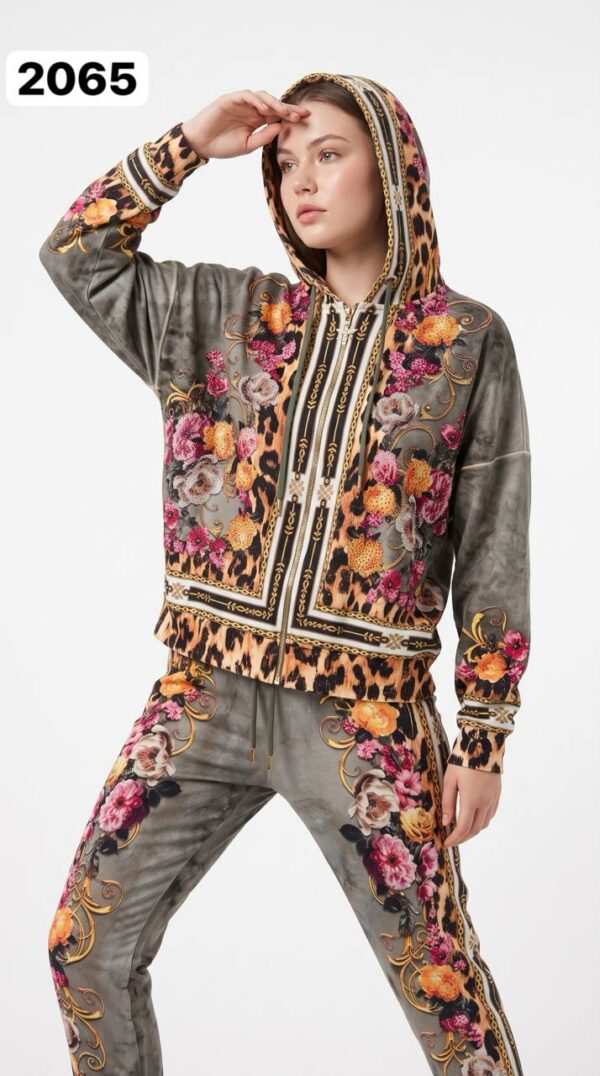 Premium Velvet Embroidered Tracksuit - Luxury Two-Piece Set