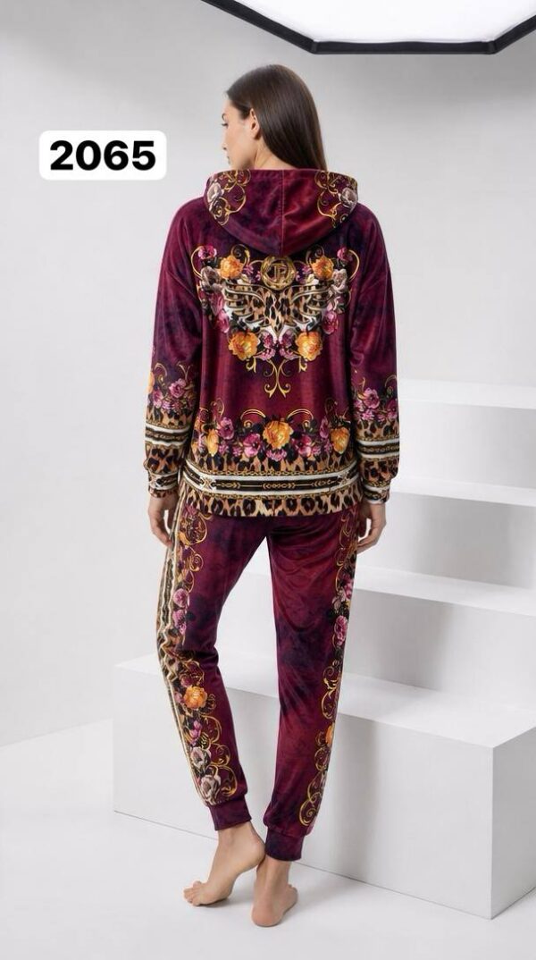 Premium Velvet Embroidered Tracksuit - Luxury Two-Piece Set