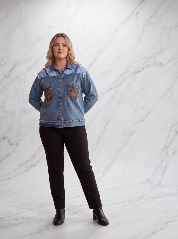tg_52ef705a232b9e04 Premium Denim Jacket with Embroidered Pockets