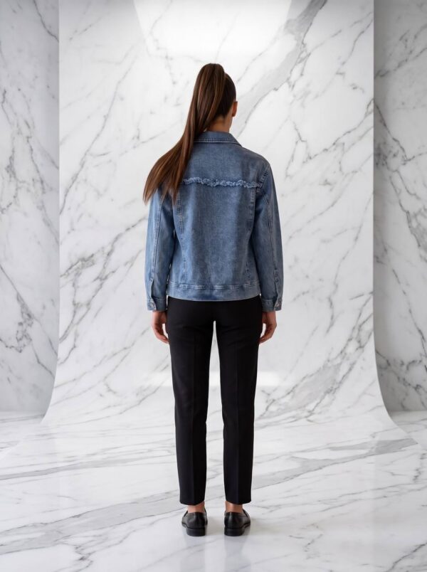 tg_b7804210cbd79234 Premium Distressed Denim Jacket