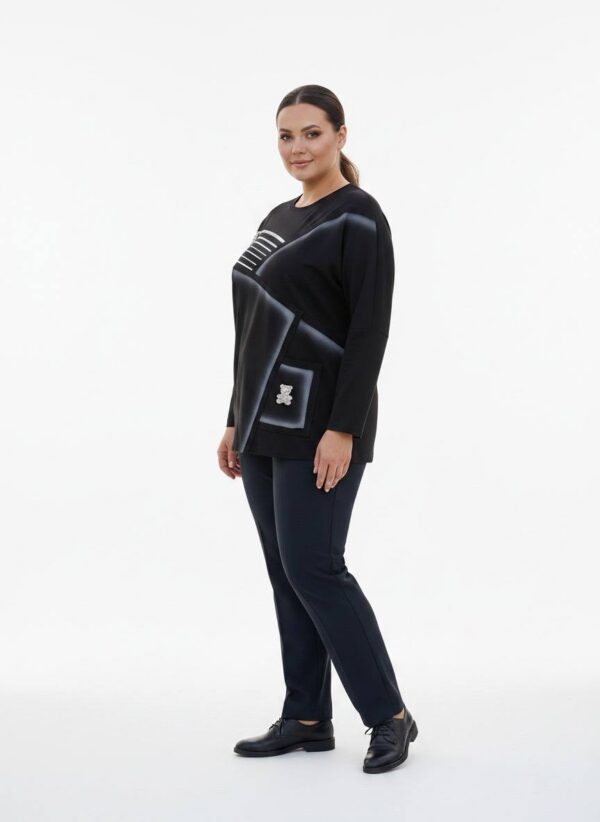 tg_c7c93e64078c2486 Premium Black & White Striped Blouse - Wholesale