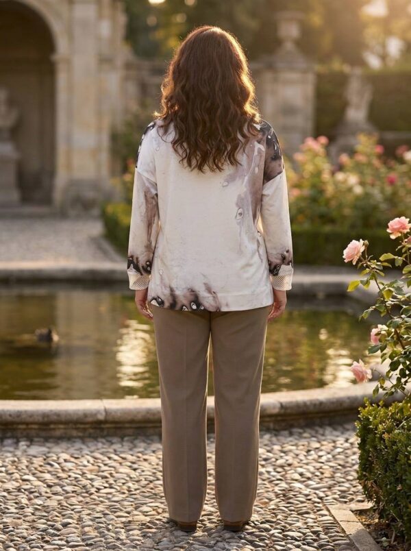 tg_eaa151229c769ae2 Premium Floral Print Blouse - Wholesale Women's Apparel