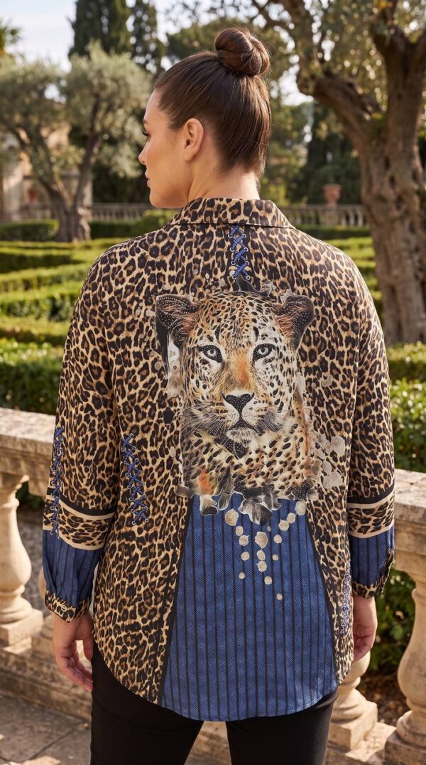 tg_945892da31a162f8 Premium Leopard Print Shirt with Animal Graphic