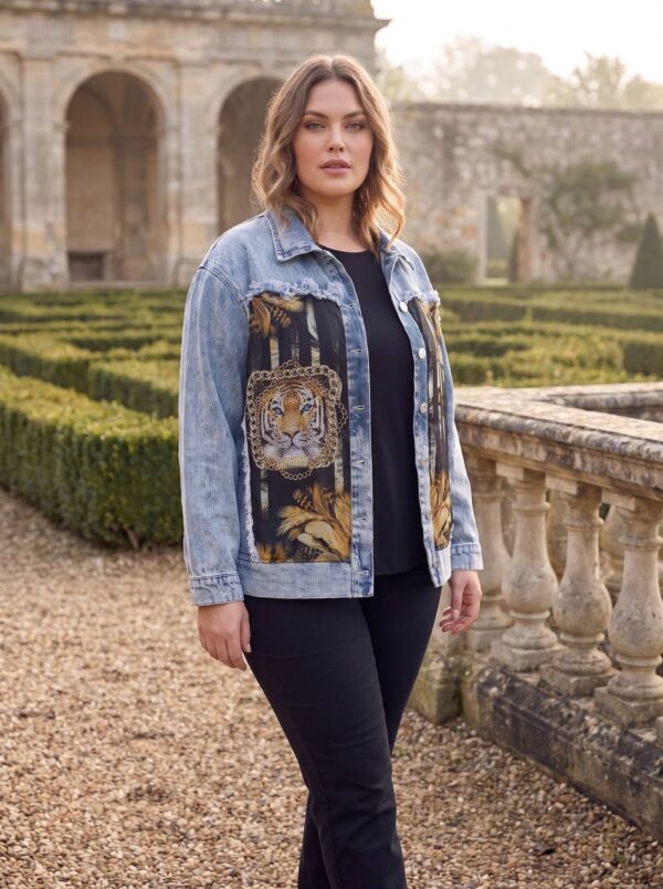 tg_b3fa2f03a7af6ef5 Premium Denim Jacket with Tiger Graphic Print